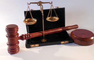 已经判决的刑事案件发现漏犯如何处理